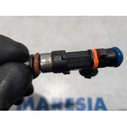 Renault - Clio - Injector (petrol injection)