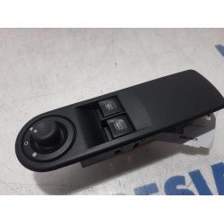 Renault - Clio - Multi-functional window switch