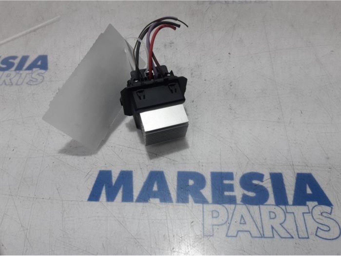 Renault - Clio - Heater resistor