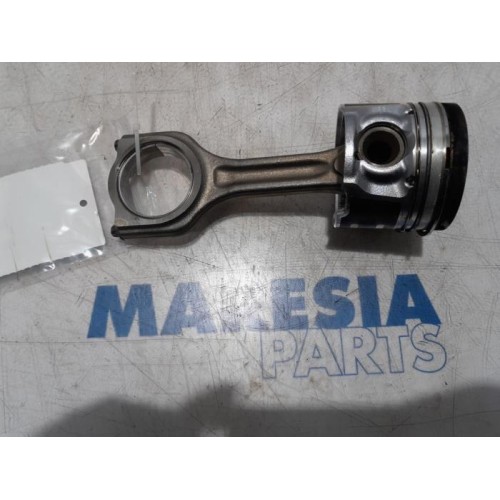 Citroen - C4 Cactus - Piston