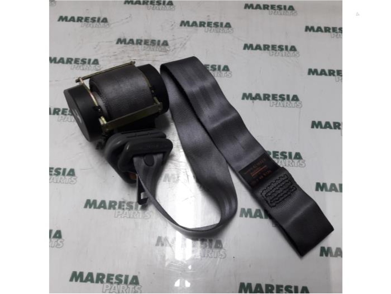 Renault - Twingo - Front seatbelt, right