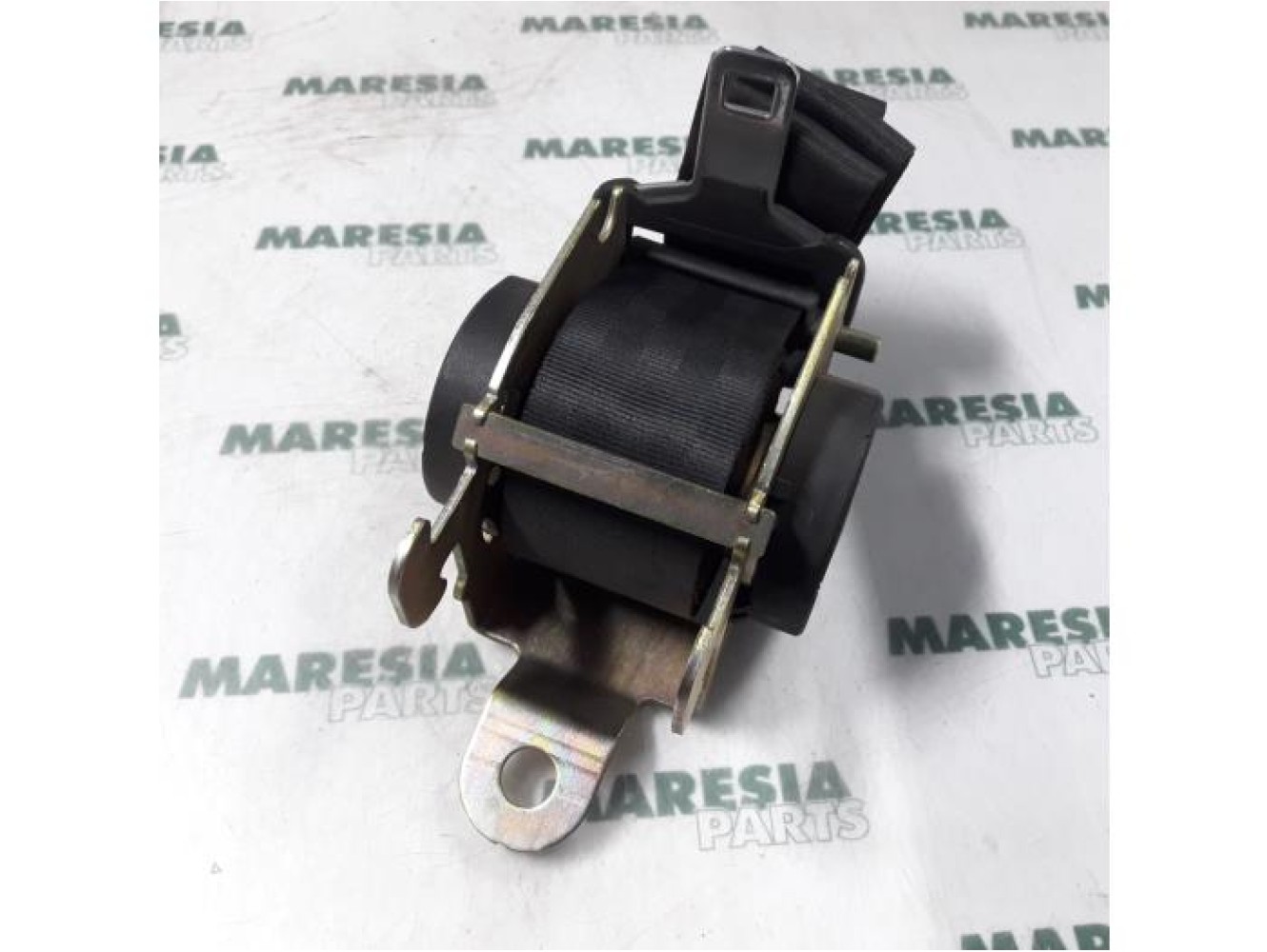 Peugeot - 307 - Rear seatbelt, centre