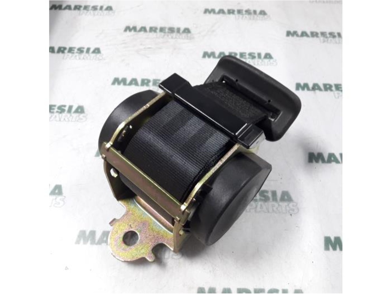 Peugeot - 607 - Rear seatbelt, centre
