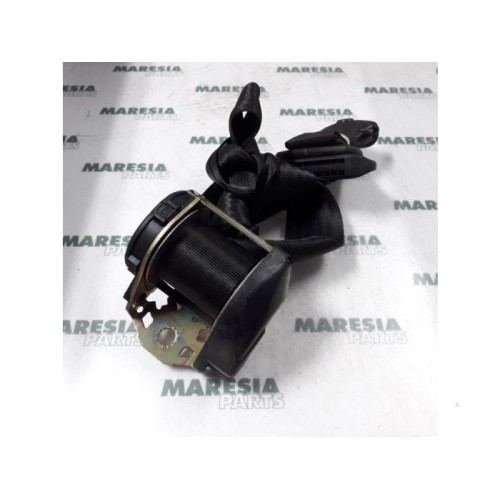 Alfa Romeo - 155 - Rear seatbelt, right