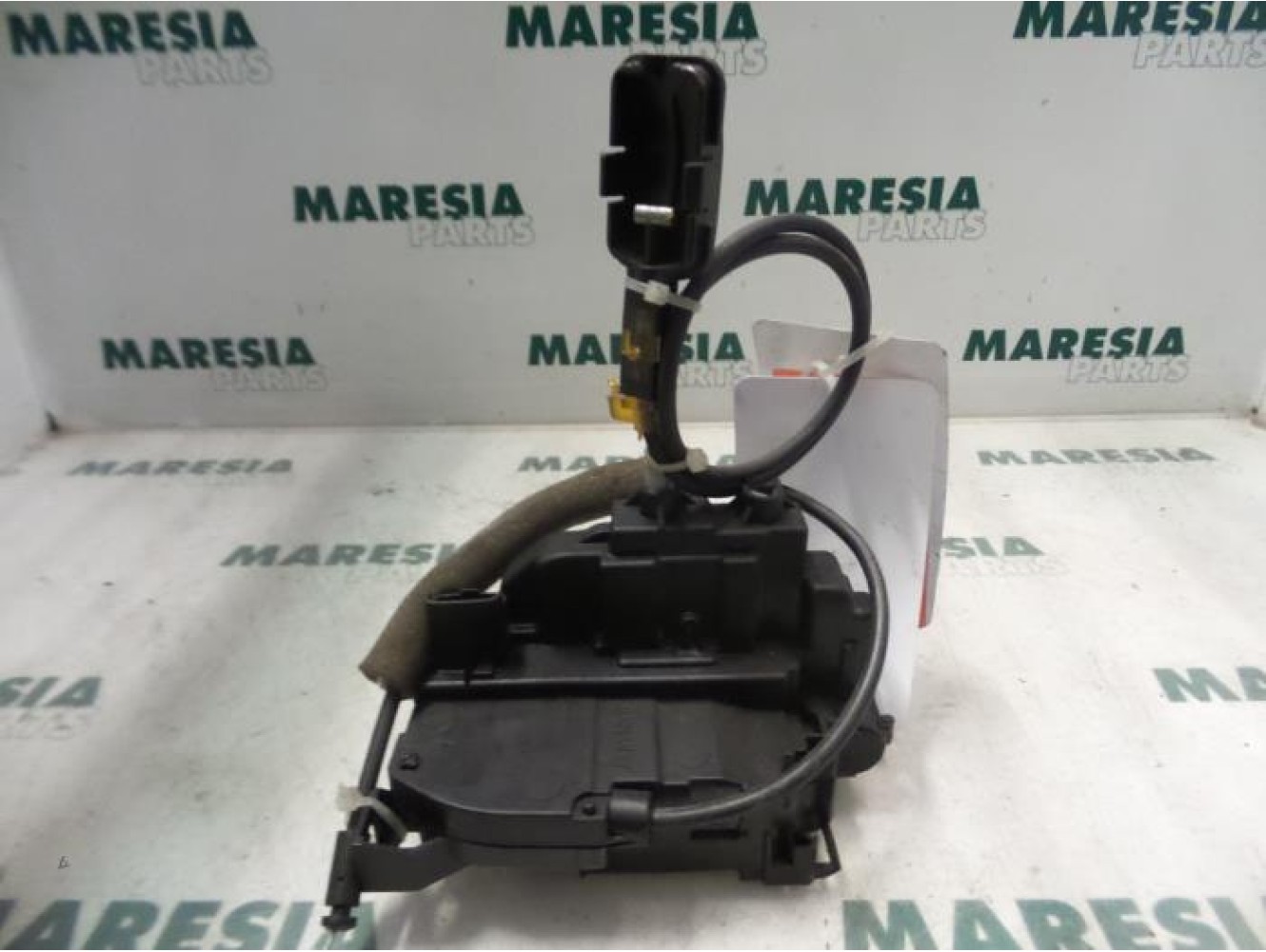 Renault - Clio - Rear door lock mechanism 4-door, left