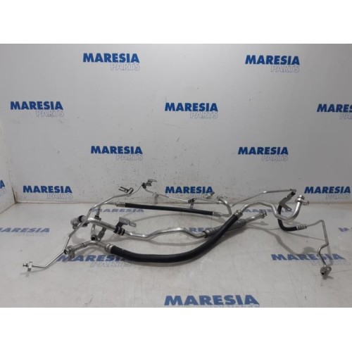 Renault - Megane - Air conditioning line