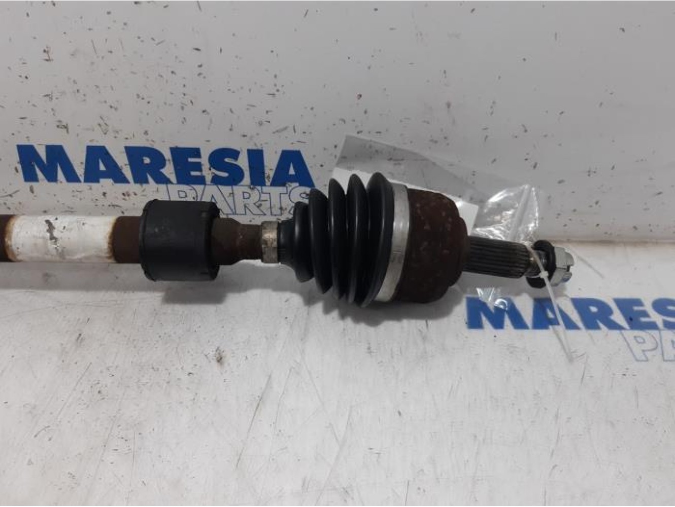Renault - Megane - Aandrijfas links-voor
