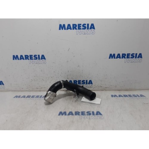 Renault - Clio - Intercooler hose
