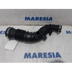 Renault - Clio - Air intake hose