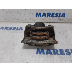 Renault - Clio - Front brake calliper, left