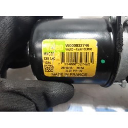 Renault - Clio - Front wiper motor