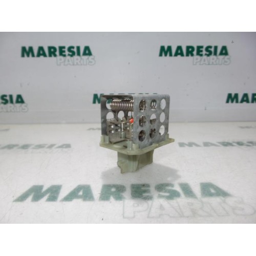 Peugeot - 206 - Heater resistor