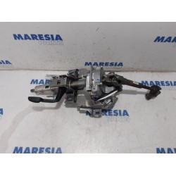 Renault - Megane - Steering column housing