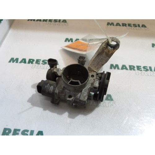 Renault - Clio - Throttle body