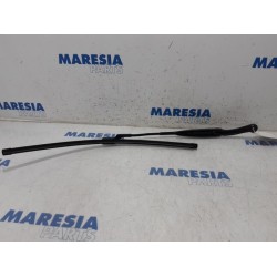 Fiat - Panda - Front wiper arm