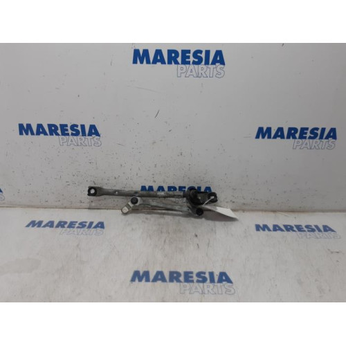Citroen - C1 - Wiper mechanism