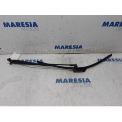 Citroen - C1 - Front wiper arm