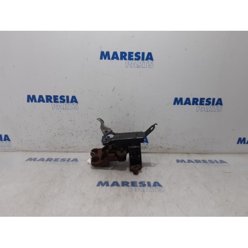 Citroen - C1 - Engine mount