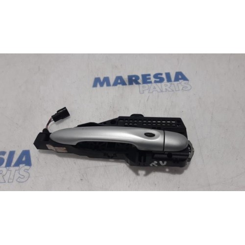 Renault - Clio - Front door handle 4-door, right