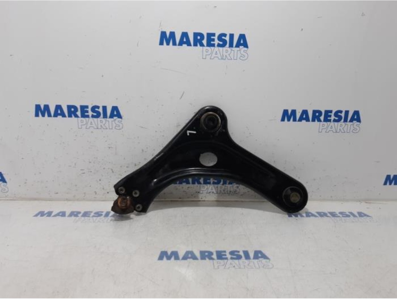 Citroen - C3 - Front lower wishbone, left