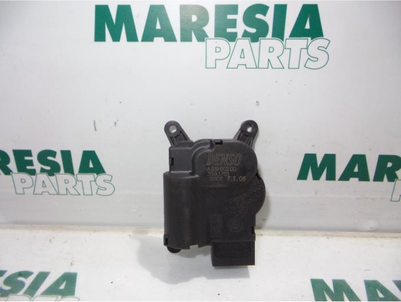 Peugeot - Partner - Heater valve motor