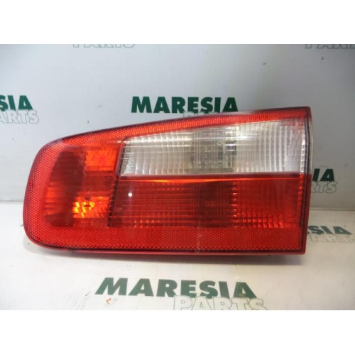 Renault - Laguna - Taillight, right