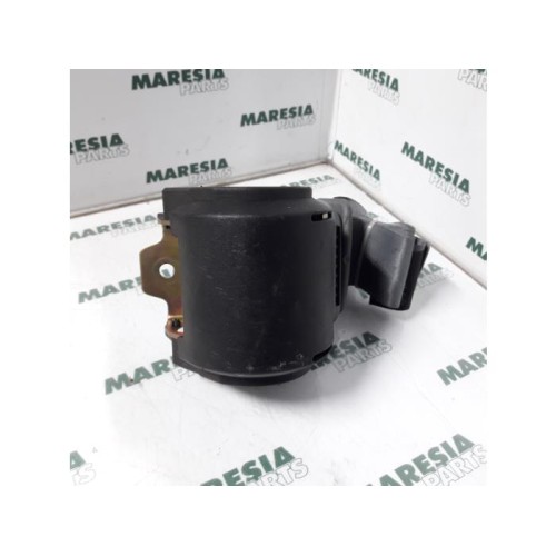 Renault - Twingo - Sicherheitsgurt links hinten