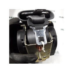 Renault - Megane - Rear seatbelt, centre