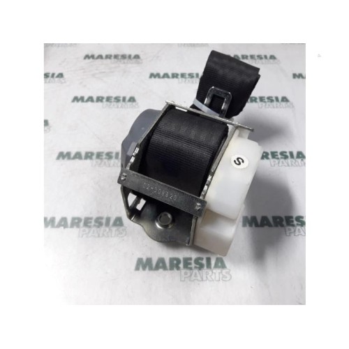 Alfa Romeo - 147 - Sicherheitsgurt links hinten
