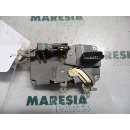 Citroen - C5 - Door lock mechanism 4-door, front left