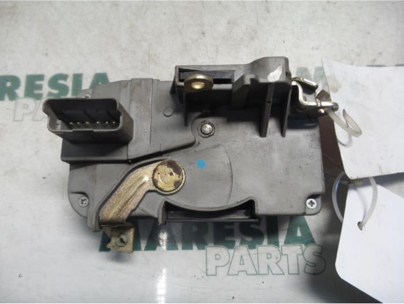 Citroen - C5 - Front door lock mechanism 4-door, right
