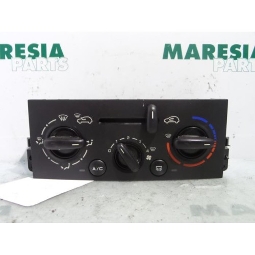 Peugeot - 207 - Heater control panel