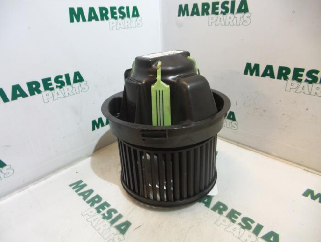 Peugeot - 207 - Heating and ventilation fan motor