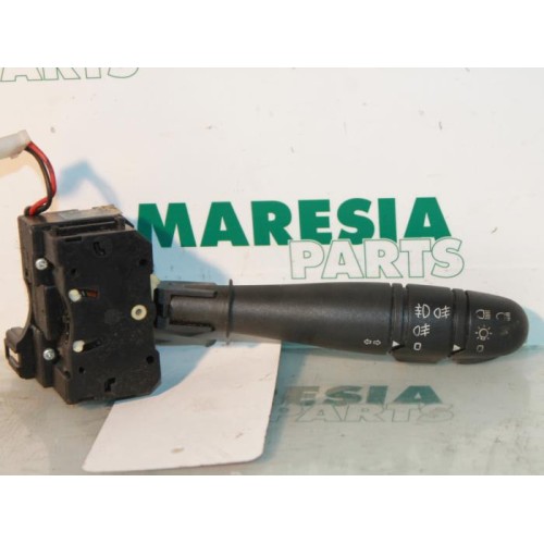 Renault - Megane - Indicator switch
