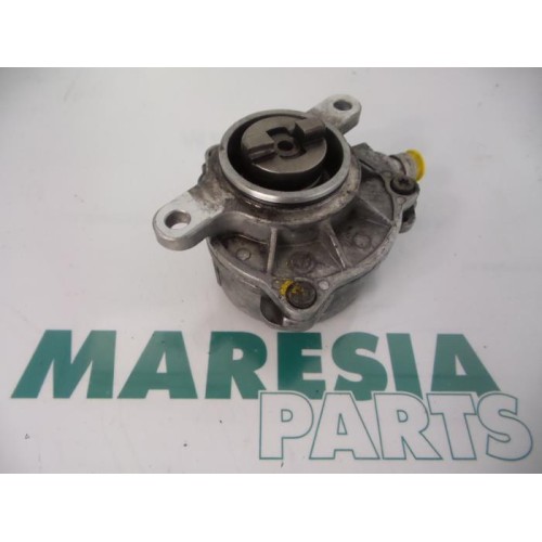 Renault - Master - Vacuum pump (diesel)