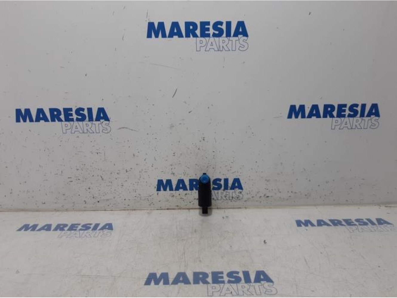 Citroen - C1 - Windscreen washer pump