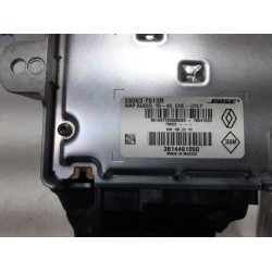 Renault - Megane - Radio amplifier