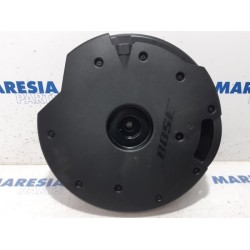 Renault - Megane - Subwoofer