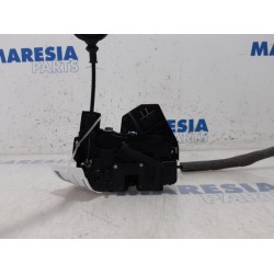Renault - Megane - Rear door mechanism 4-door, right