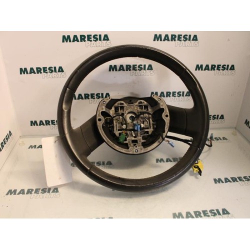 Citroen - C4 - Steering wheel