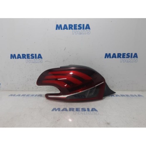 Peugeot - 208 - Achterlicht links