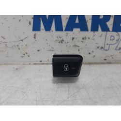 Peugeot - 208 - Central locking switch