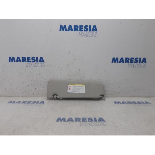 Peugeot - 207 - Sun visor