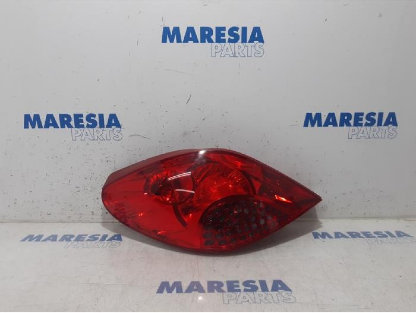 Peugeot - 207 - Achterlicht links