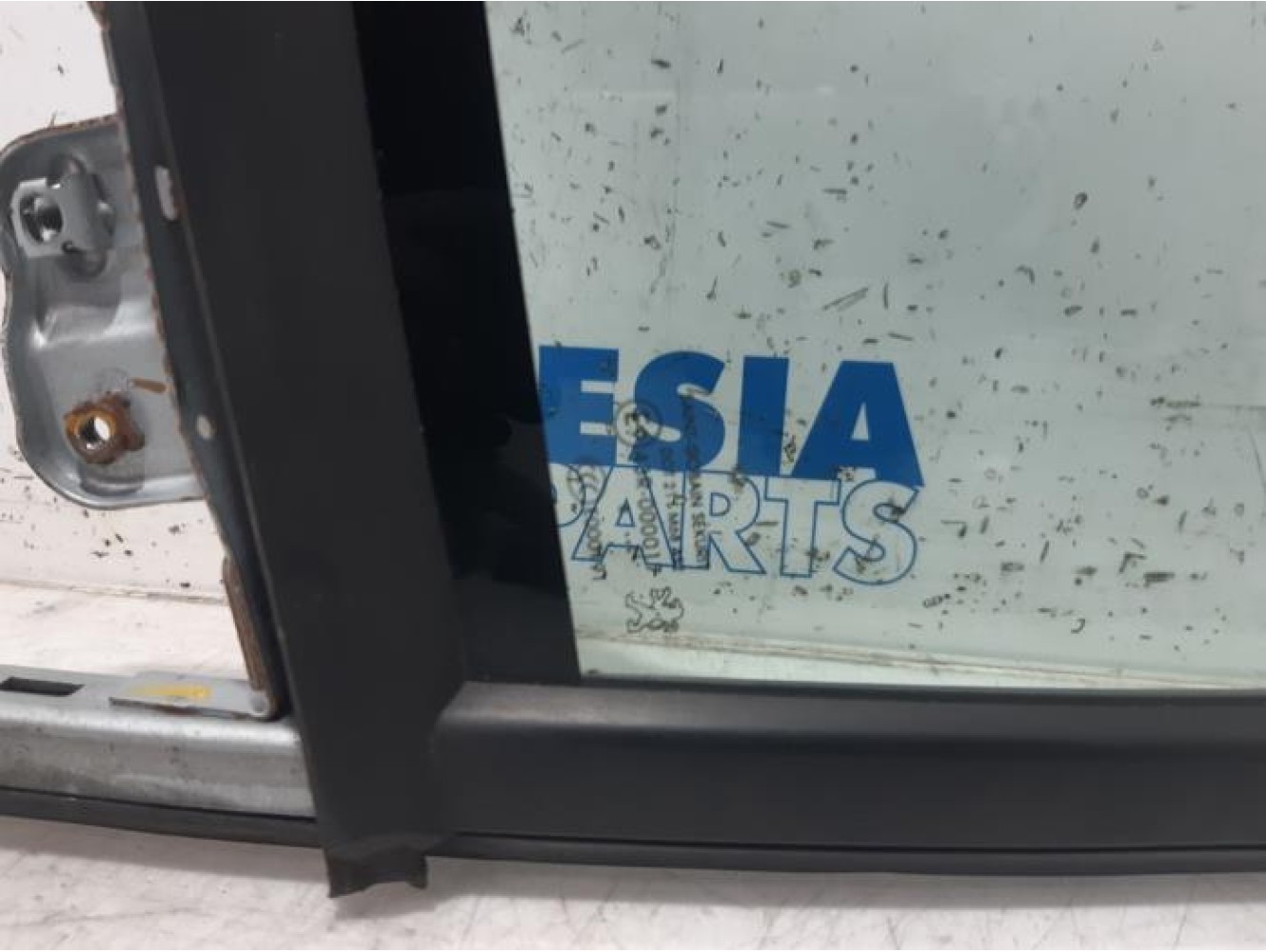 Peugeot - 207 - Dreieckfenster links vorne