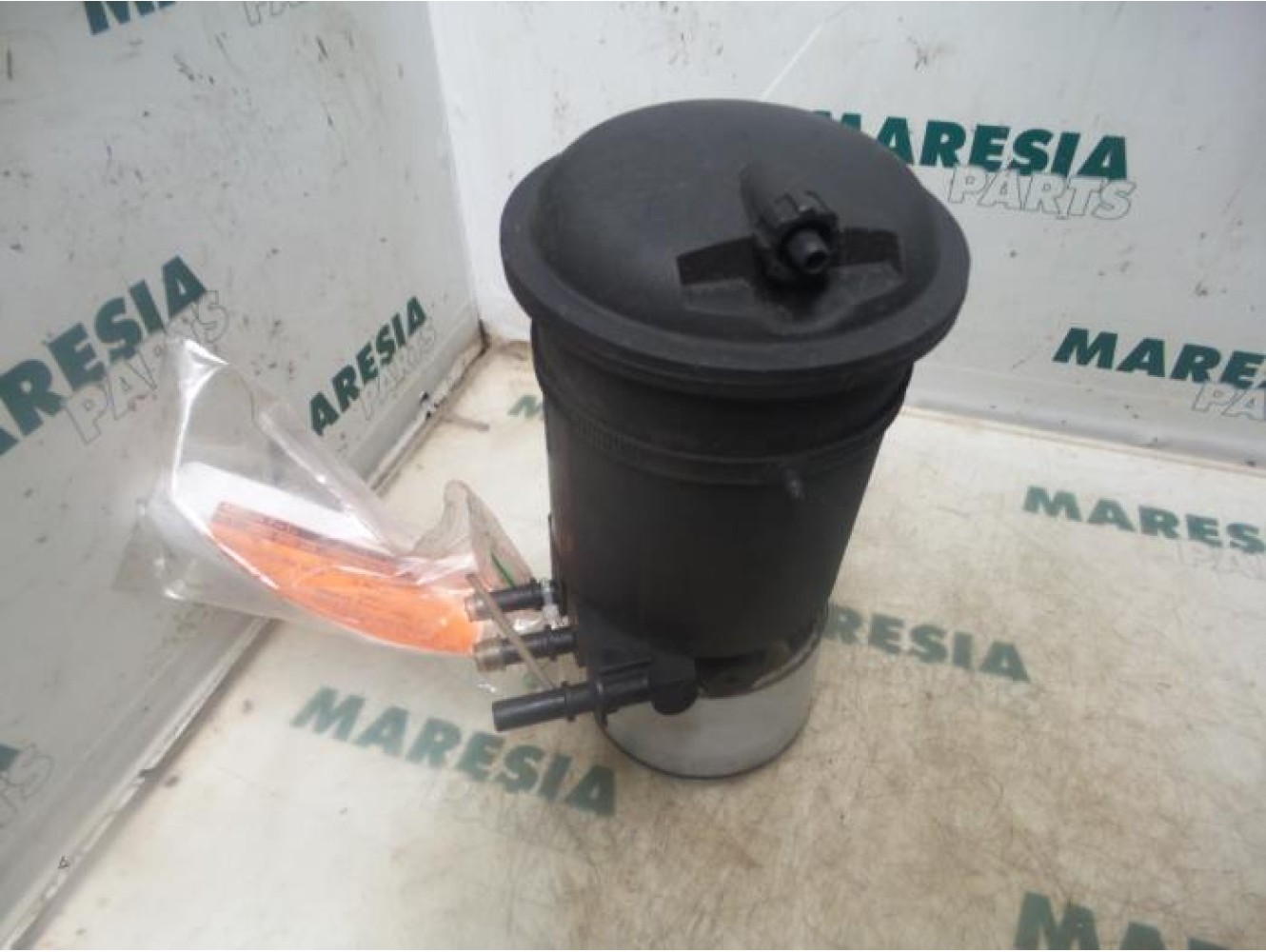 Renault - Megane Scenic - Boîtier de filtre carburant