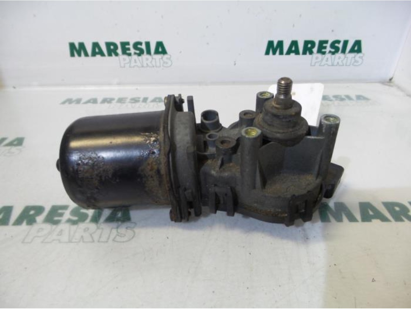 Renault - Laguna - Front wiper motor