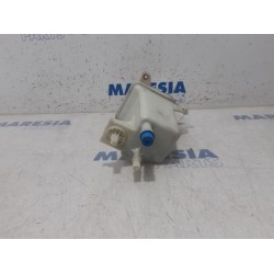 Citroen - Jumper - Power steering fluid reservoir