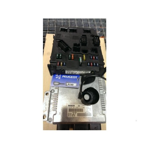 Peugeot - 206 - Engine management computer