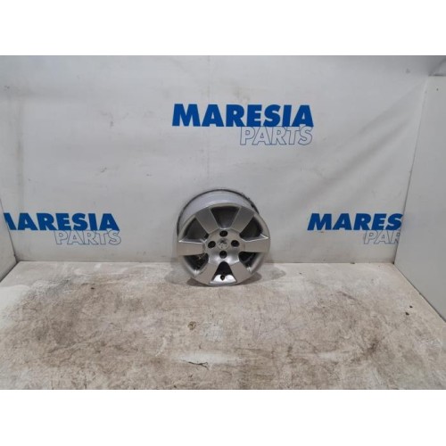 Peugeot - 5008 - Wheel